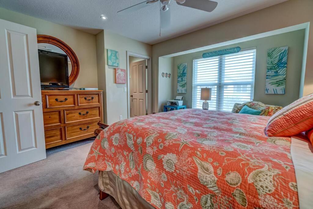 Bradenton Beach Resort Style Getaway-Walk to Beach Exterior foto