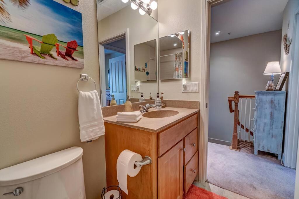 Bradenton Beach Resort Style Getaway-Walk to Beach Exterior foto